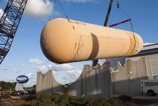 KSC-2011-8139