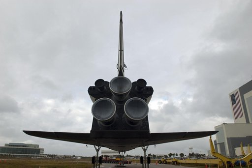 KSC-2011-8271