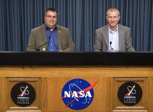 KSC-2011-8327