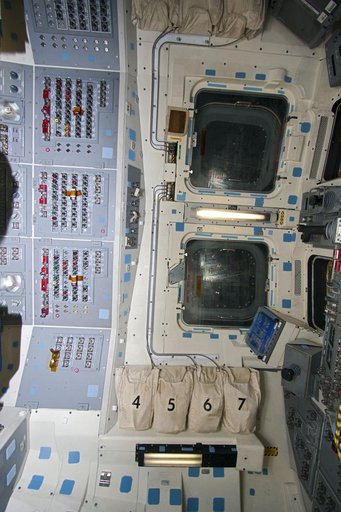KSC-2011-8372