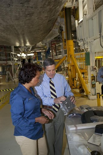 KSC-2012-1960