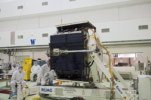 KSC-2012-3696