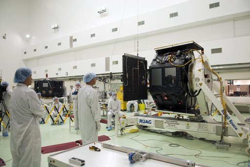 KSC-2012-3698