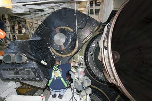 KSC-2012-3977