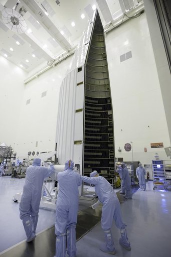 KSC-2013-3749