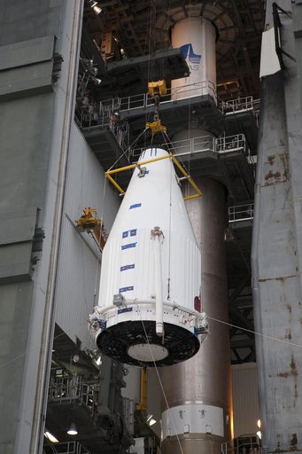 KSC-2013-3890