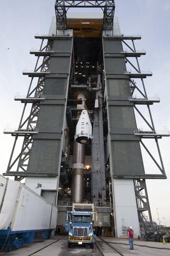 KSC-2013-3893