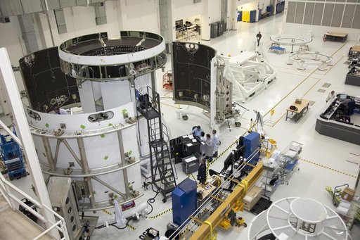 KSC-2013-4524