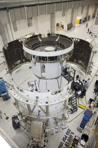KSC-2013-4525