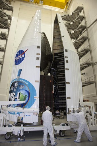 TDRS-L Spacecraft Fairing Encapsulation