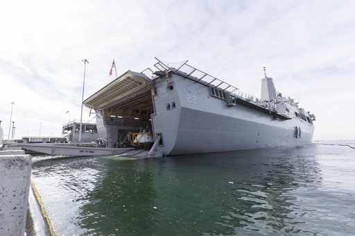 Orion URT EFT-1 load capsule onto ship