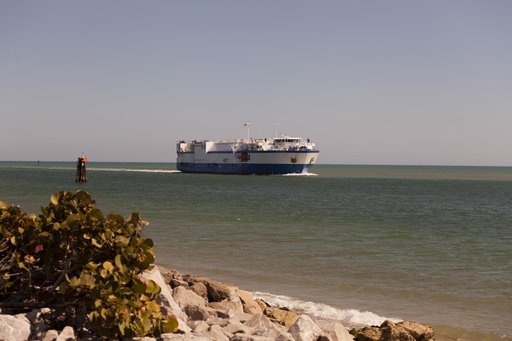 Delta Mariner arrival with EFT-1 Booster