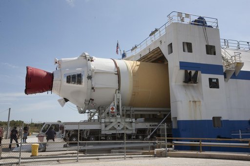 Orion Core Stage & Booster Offload, Move to HIF