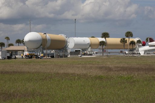 Orion Core Stage & Booster Offload, Move to HIF