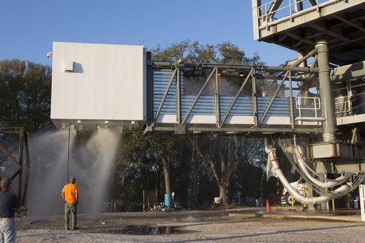 CCP Boeing/ULA Crew Access Arm Emergency Evacuation Water Test