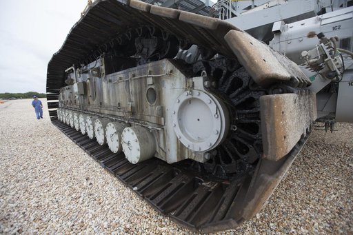 Crawler Transporter 2 Trek