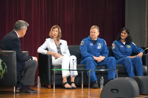 Commerical Crew Program (CCP) Astronauts Speak To Employees