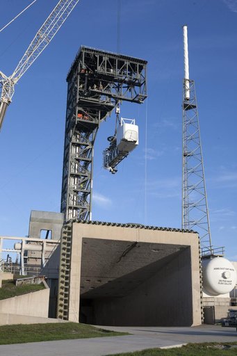 Commerical Crew Program (CCP) Crew Access Arm Installation