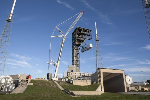 Commerical Crew Program (CCP) Crew Access Arm Installation