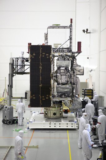 GOES-R Lift to Stand