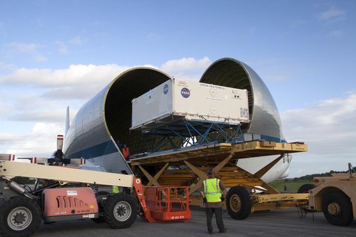 Orion EM-1 Heat Shield Offload, Transport, and Lift