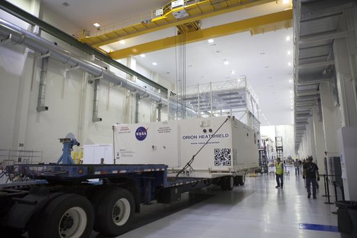 Orion EM-1 Heat Shield Offload, Transport, and Lift