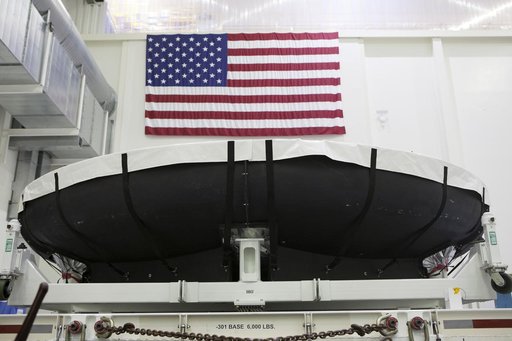 Orion EM-1 Heat Shield Offload, Transport, and Lift