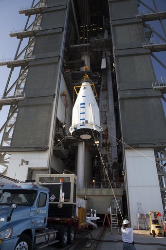 OSIRIS-REx Transport from PHSF to VIF, Lift & Mate