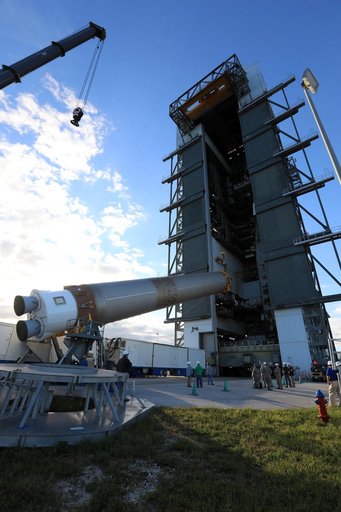 GOES-R Atlas V Transport from ASOC to VIF; Lift to Vertical on S
