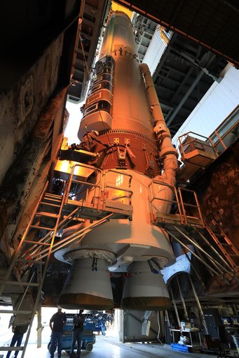 GOES-R Atlas V Transport from ASOC to VIF; Lift to Vertical on S