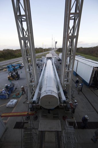 GOES-R Atlas V Solid Rocket Motor (SRM) Lift and Mate
