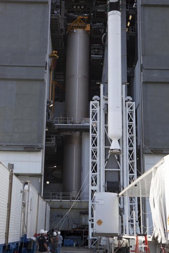 GOES-R Atlas V Solid Rocket Motor (SRM) Lift and Mate