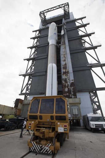 GOES-R Rollout from VIF to Pad 41