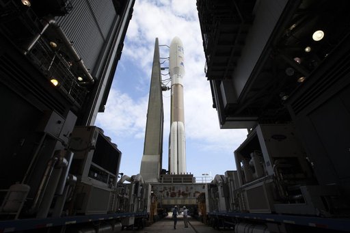 GOES-R Rollout from VIF to Pad 41