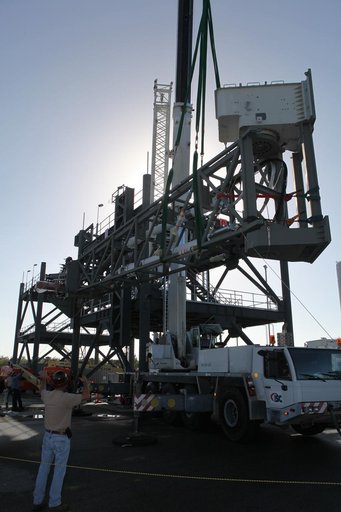 Core Stage Inter-Tank Umbilical Installation