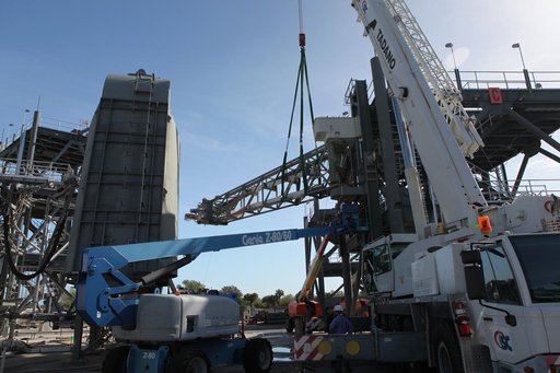 Core Stage Inter-Tank Umbilical Installation
