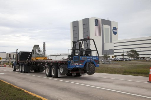 Aft Skirt Electrical Umbilical (ASEU) and Vehicle Support Post (