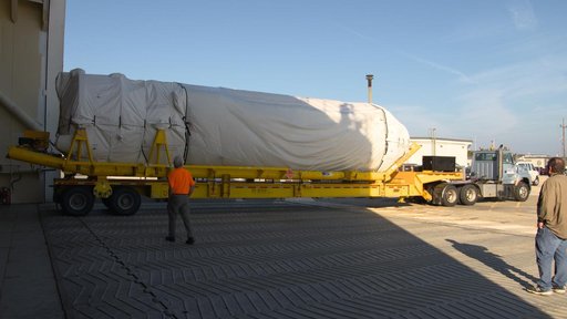 OA-7 Atlas V Booster and Centaur Stages, Arrival and Offload