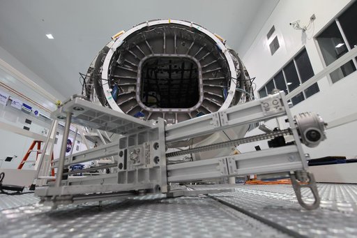 OA-7 Cargo Module Hatch Closure