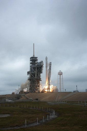 SpaceX CRS-10 Liftoff