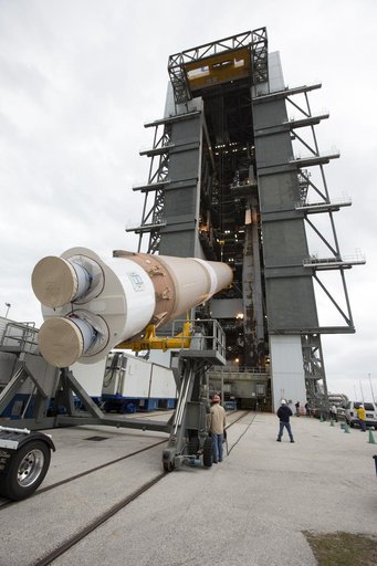 OA-7 Atlas V Booster Lift to Vertical on Stand (LVOS)