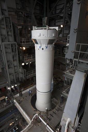 OA-7 Atlas V Centaur Stage Lift and Mate to Booster