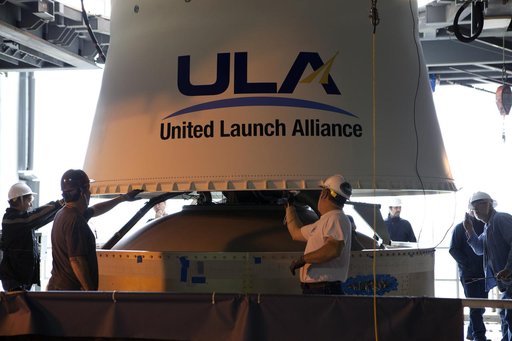 OA-7 Atlas V Centaur Stage Lift and Mate to Booster