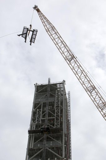 Orion Service Module Umbilical (OSMU) Lift & Preparation for Ins