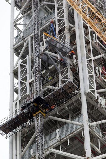 Orion Service Module Umbilical (OSMU) Lift & Preparation for Ins