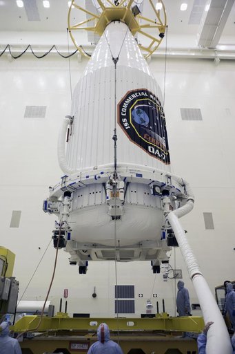 OA-7 Cargo Module Lift to KAMAG