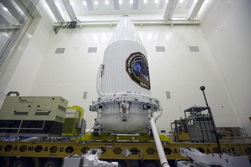 OA-7 Cargo Module Lift to KAMAG