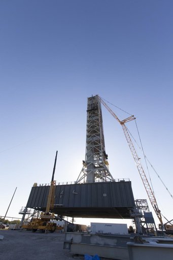 Orion Service Module Umbilical (OSMU) Installation