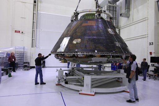 EFT-1 Crew Module preparations to move to KSC Visitor Complex