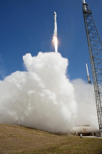 Orbital ATK CRS-7 Liftoff